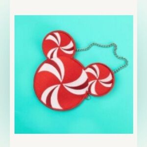 HARVEYS Disney Mickey Winter Wonderland coin purse wristlet